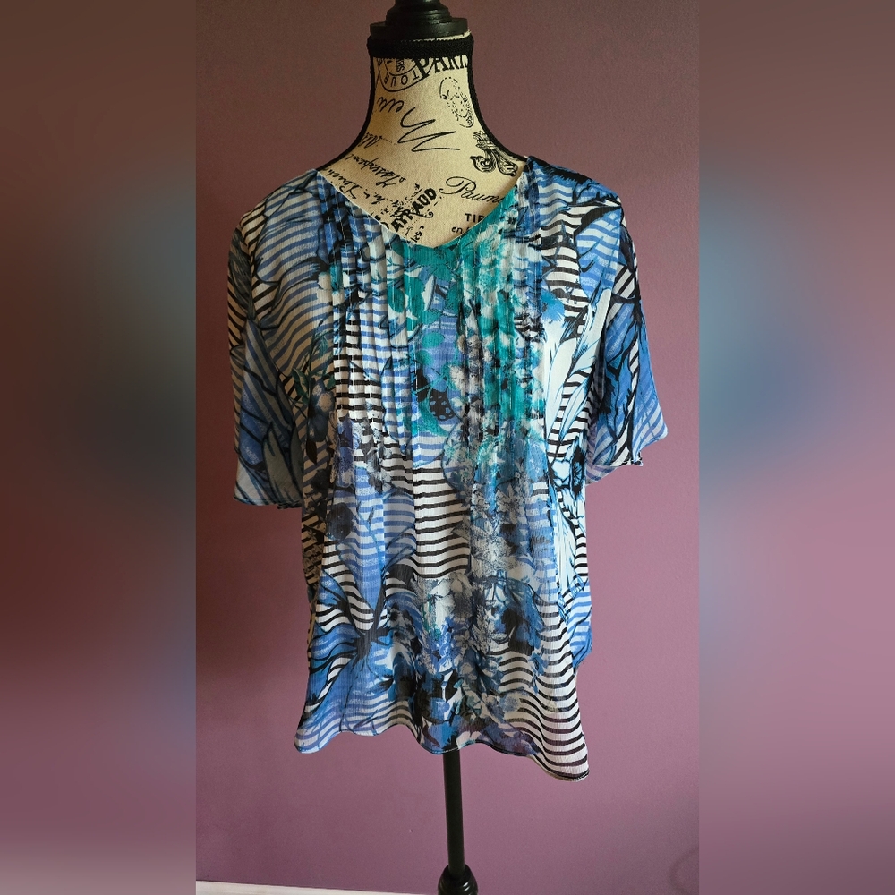 Milano flowy Floral lightweight Cottagecore top SMALL